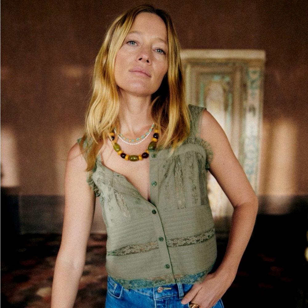 Sezane Shena Lace Top in Sage Size 2/34 + Green Morgane Necklace